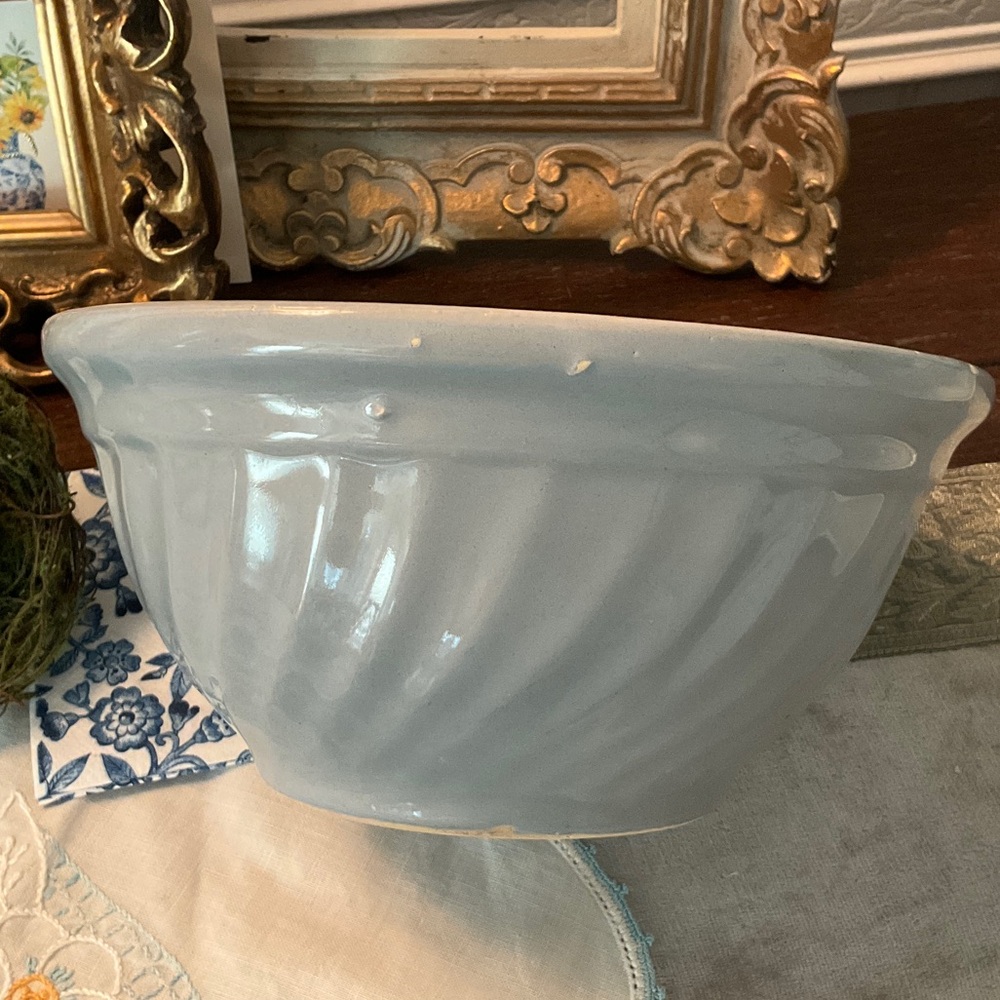 Elegant Stone Blue Ceramic Bowl - Picture 5 of 10